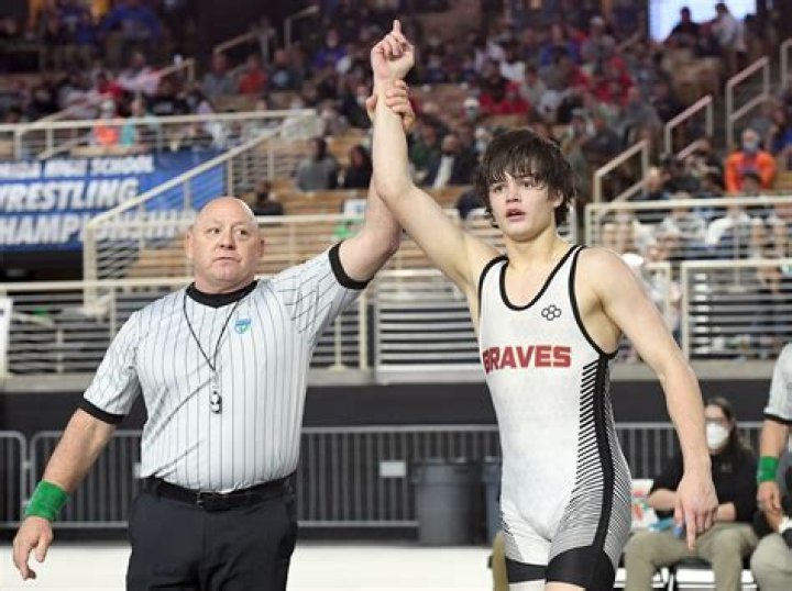 A Physique Analysis And Wrestling Advantage
